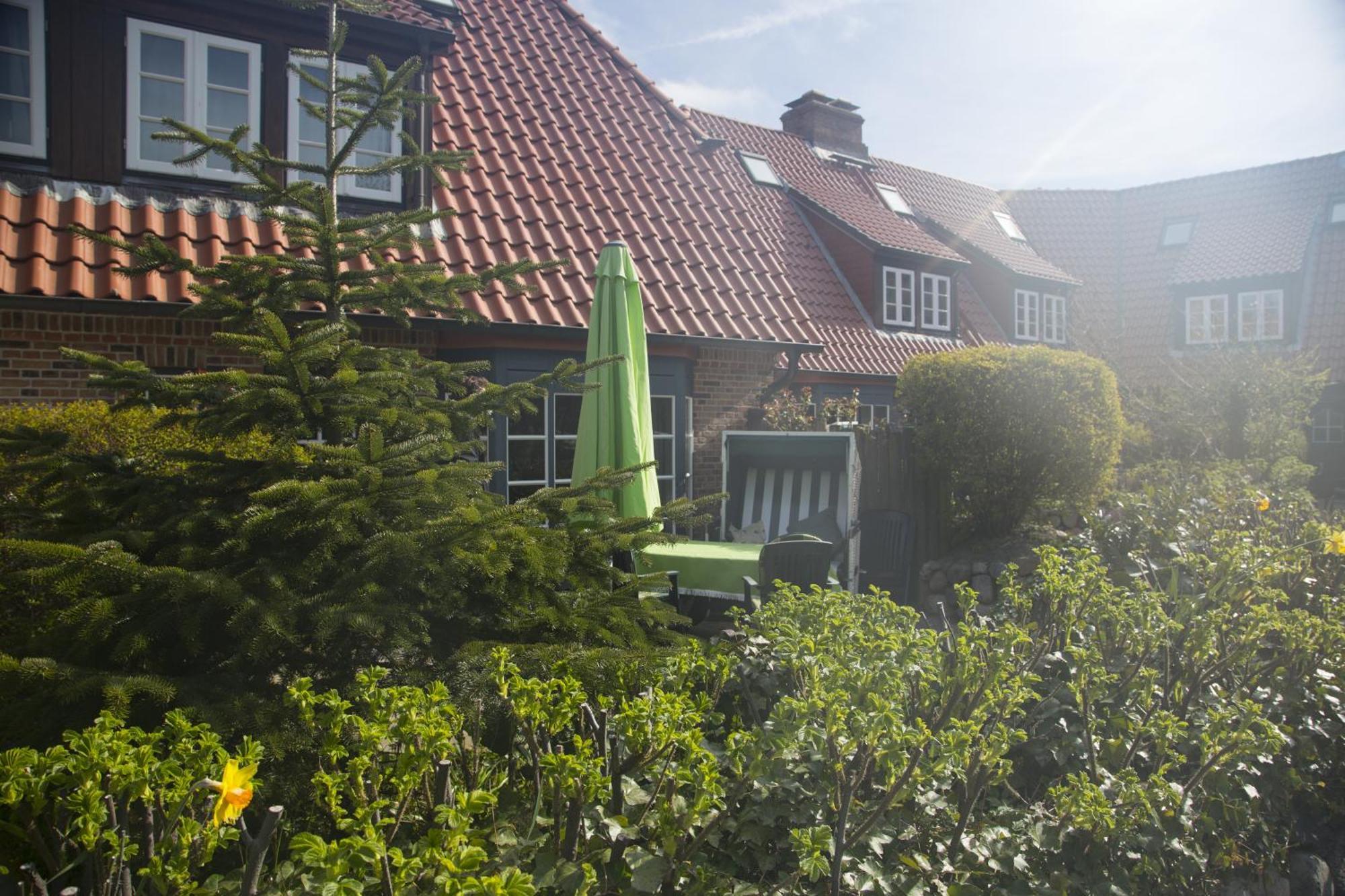 Ferienhaeuser Im Sylter Gartenweg Ruang foto